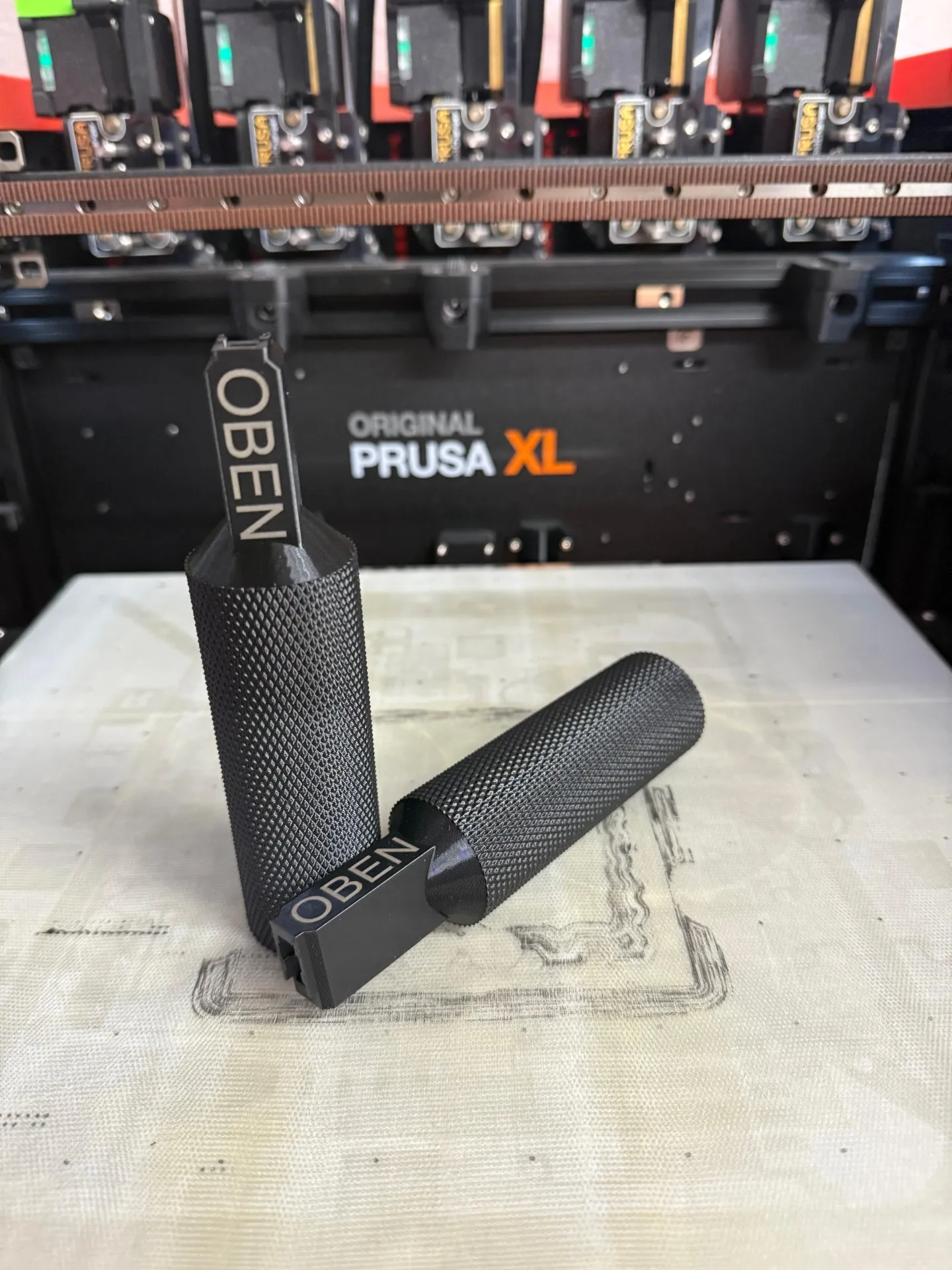 Spezialwerkzeug aus dem 3D-Druck beschleunigt Steckermontage – Industrielle Referenz